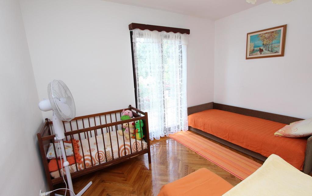 Apartment Vesna Ровин Стая снимка